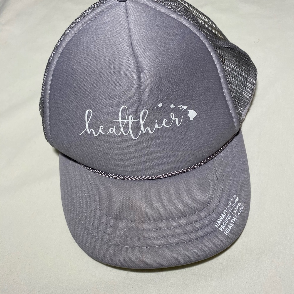 Gray hat